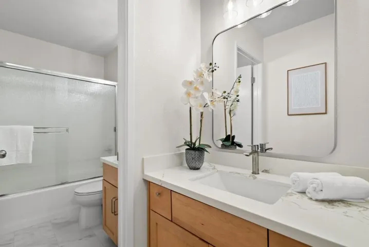 400 Ortega Avenue 122, Mountain View, California 94040