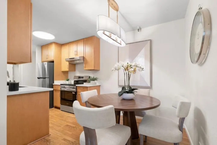 400 Ortega Avenue 122, Mountain View, California 94040