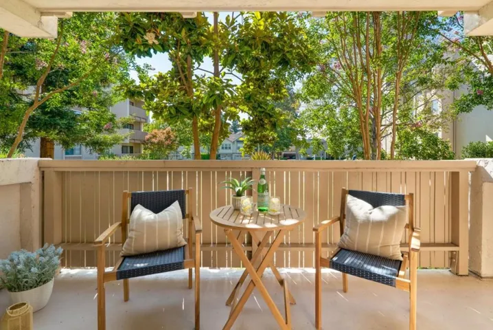 400 Ortega Avenue 122, Mountain View, California 94040