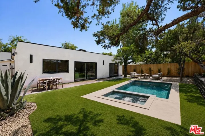 Pool Digitally Rendered