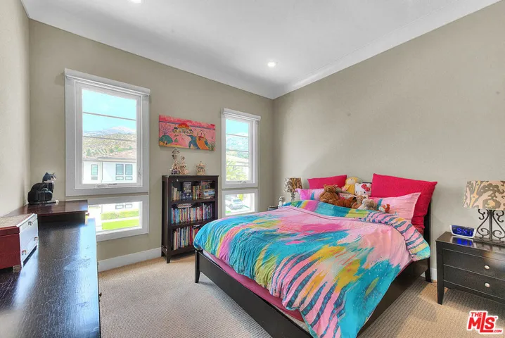 20558 W Overlook Court, Porter Ranch, California 91326