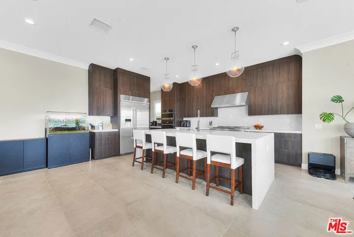 20558 W Overlook Court, Porter Ranch, California 91326