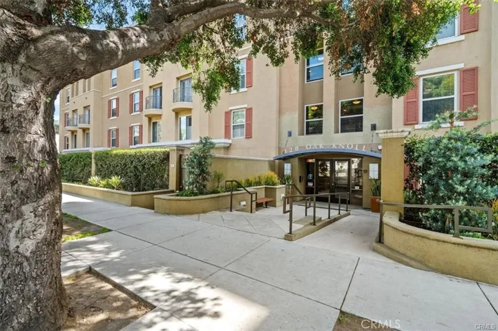 128 N Oak Knoll Avenue 317, Pasadena, California 91101