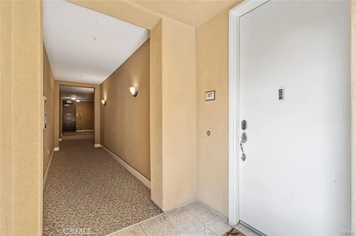 128 N Oak Knoll Avenue 317, Pasadena, California 91101