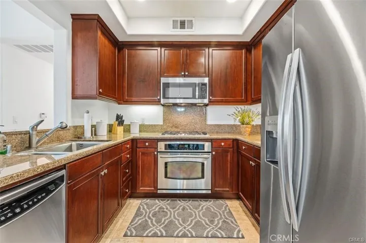 128 N Oak Knoll Avenue 317, Pasadena, California 91101