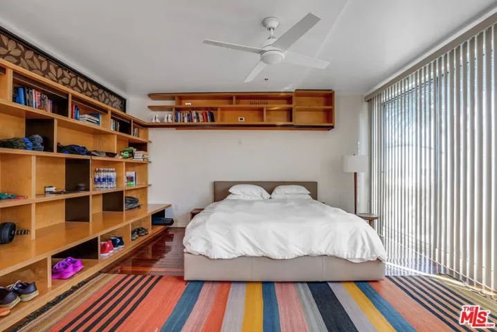 2114 Narcissus Court, Venice, California 90291
