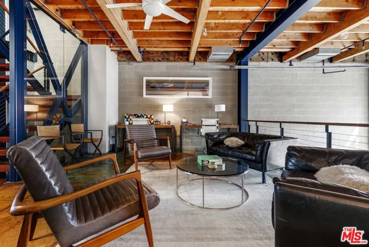 2114 Narcissus Court, Venice, California 90291
