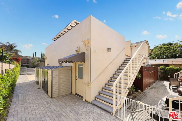 4129 Chevy Chase Drive, Los Angeles, California 90039
