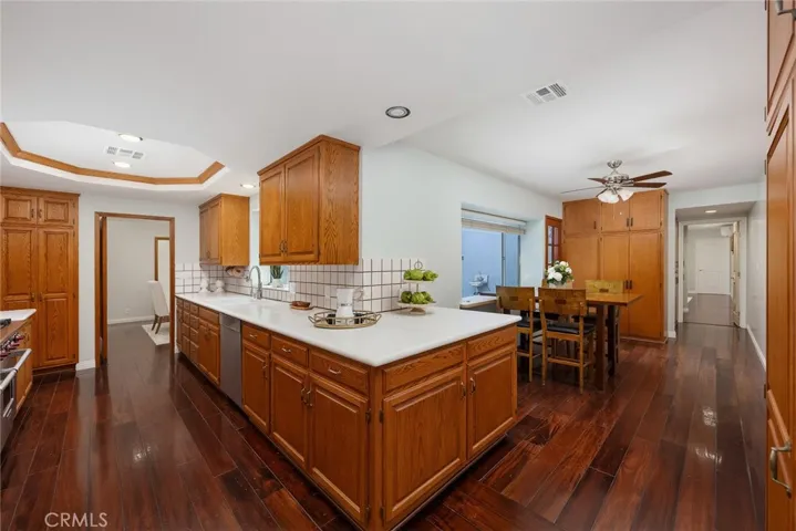 1529 Highland Oaks, Arcadia, California 91006