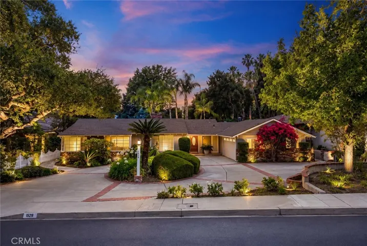 1529 Highland Oaks, Arcadia, California 91006
