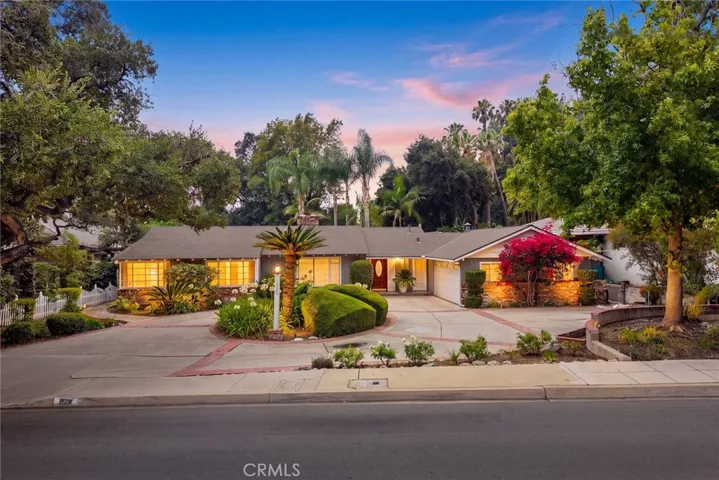 1529 Highland Oaks, Arcadia, California 91006