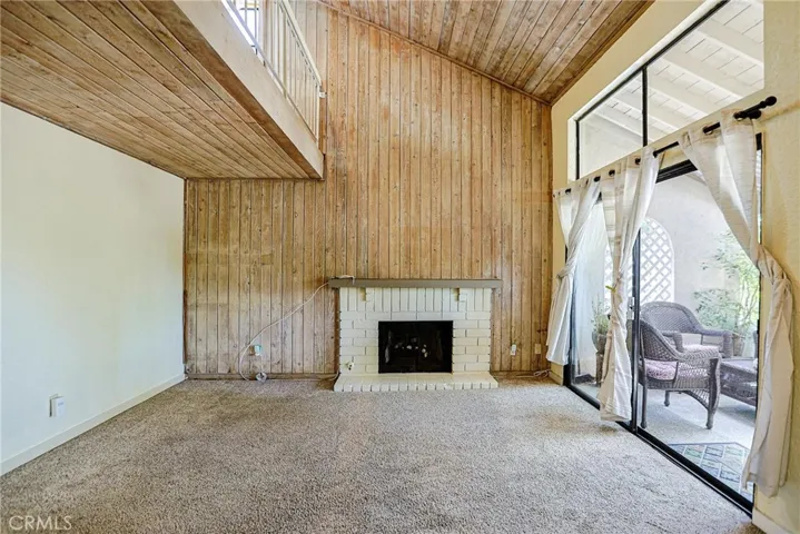 444 Bryson Springs, Costa Mesa, California 92627