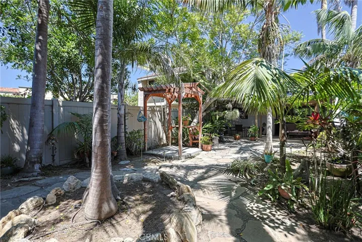 444 Bryson Springs, Costa Mesa, California 92627