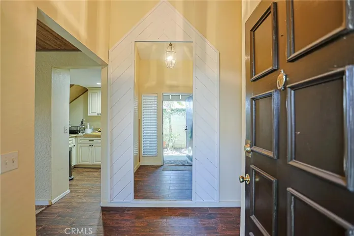 444 Bryson Springs, Costa Mesa, California 92627
