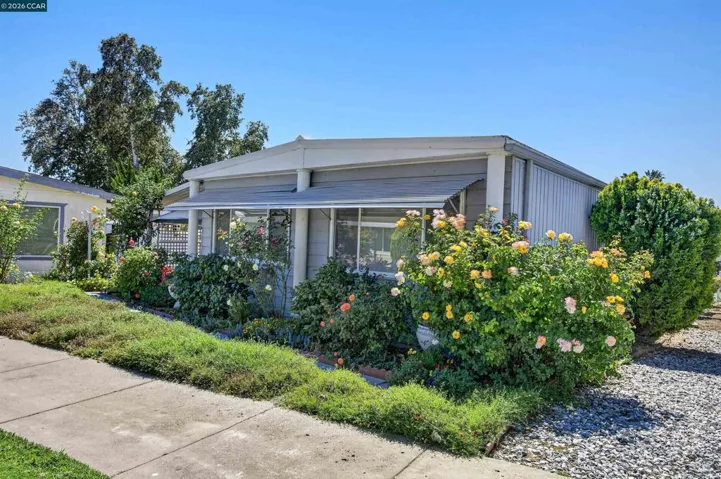 2119 Dalis, Concord, California 94520