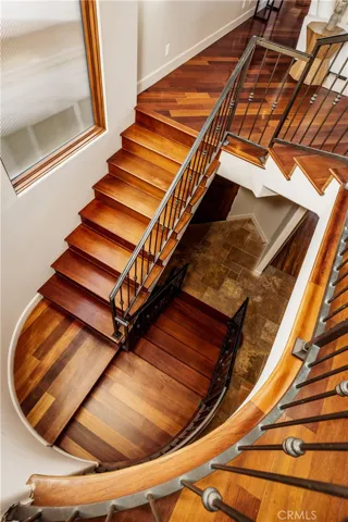 221 3rd, Manhattan Beach, California 90266