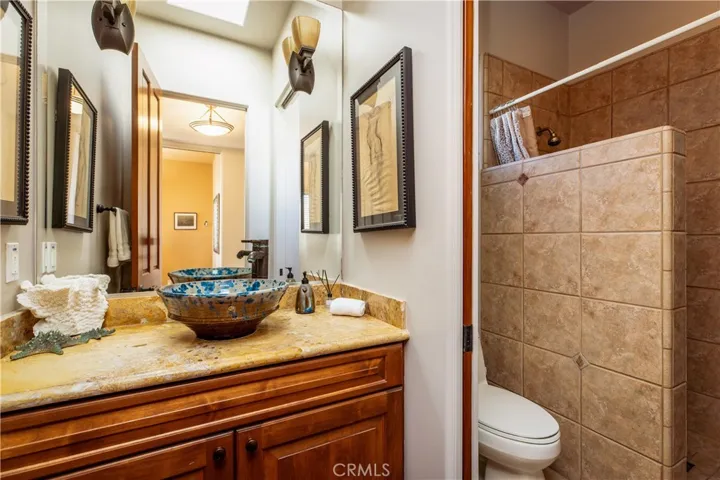 221 3rd, Manhattan Beach, California 90266
