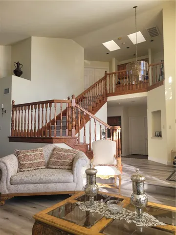 2905 Inglewood Avenue, Redondo Beach, California 90278