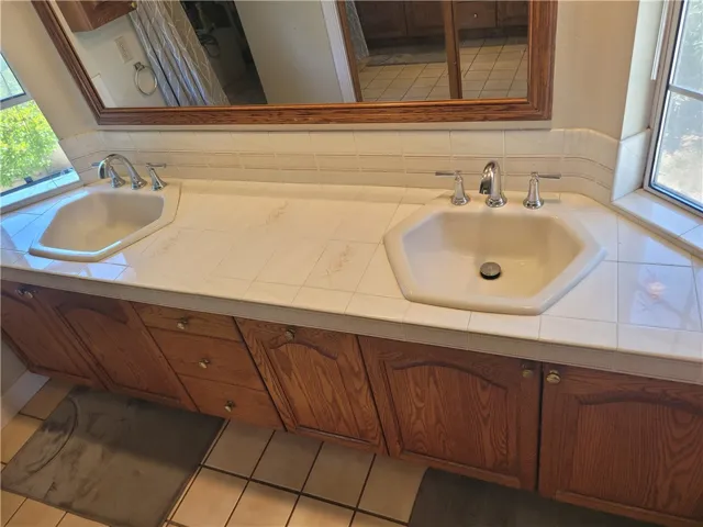 2905 Inglewood Avenue, Redondo Beach, California 90278