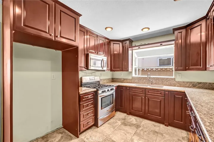 5853 Los Nietos Street, Buena Park, California 90620