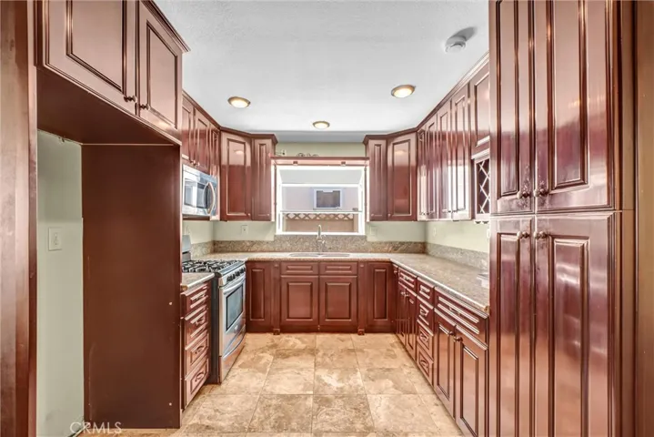 5853 Los Nietos Street, Buena Park, California 90620