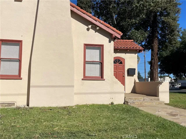 9345 Magnolia Ave, Riverside, California 92503