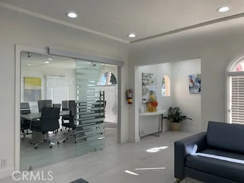 9345 Magnolia Ave, Riverside, California 92503