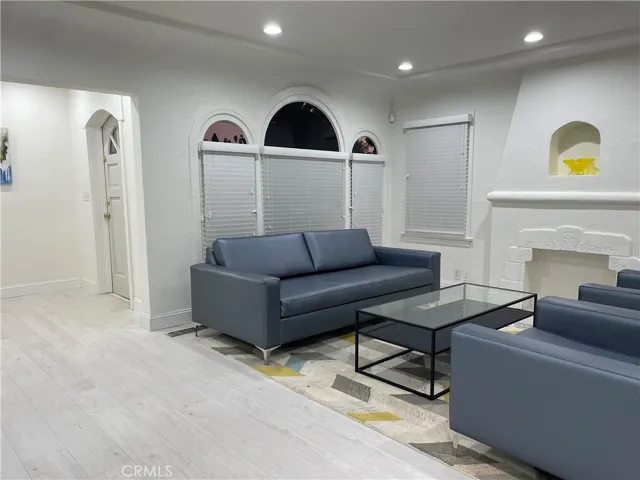 9345 Magnolia Ave, Riverside, California 92503