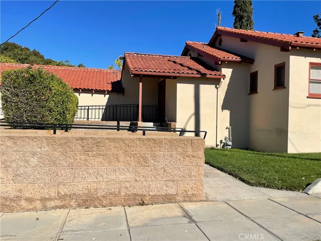 9345 Magnolia Ave, Riverside, California 92503