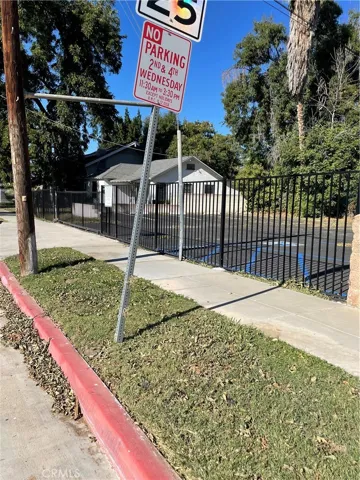 9345 Magnolia Ave, Riverside, California 92503