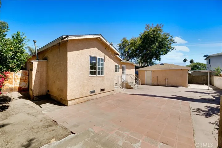535 N Allyn, Ontario, California 91764