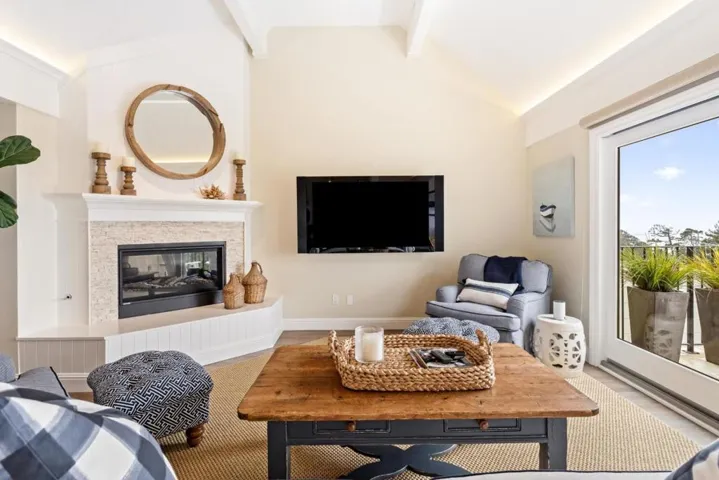 0 Mission 3 Nw Of 4th Avenue 5, Carmel, California 93921