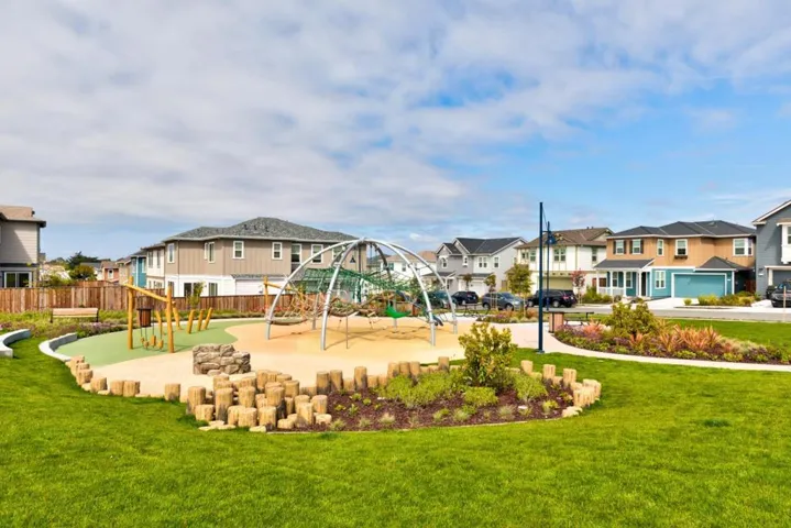 2808 Telegraph Boulevard, Marina, California 93933