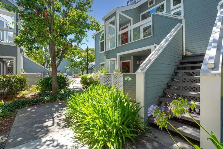 860 Boardwalk Place, Redwood City, California 94065