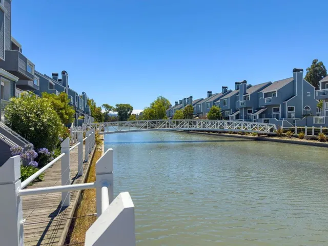 860 Boardwalk Place, Redwood City, California 94065