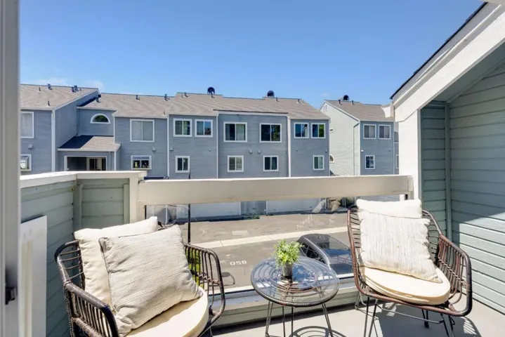 860 Boardwalk Place, Redwood City, California 94065