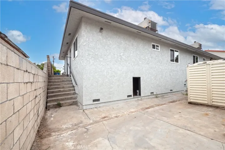 5245 Navarro, Los Angeles, California 90032