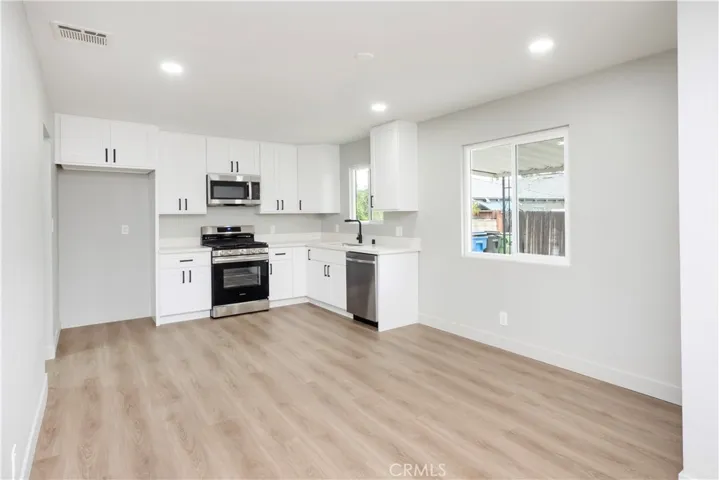 5245 Navarro, Los Angeles, California 90032