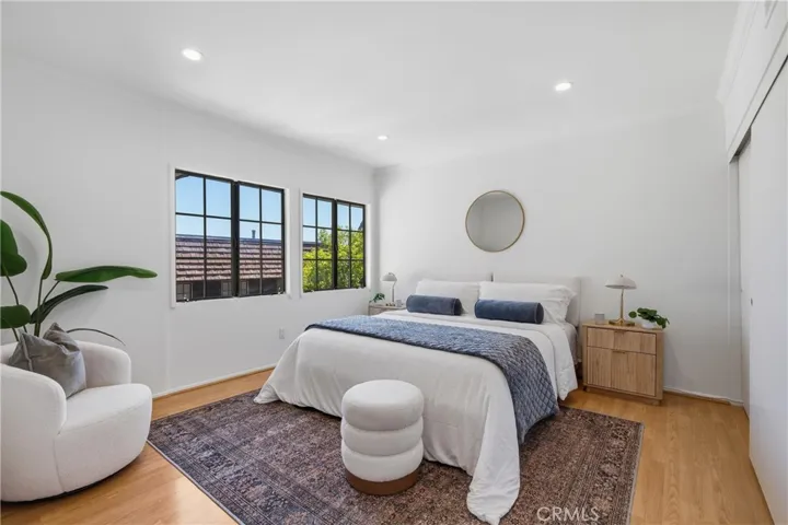 1429 Valley View Road 32, Glendale, California 91202