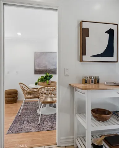 1429 Valley View Road 32, Glendale, California 91202