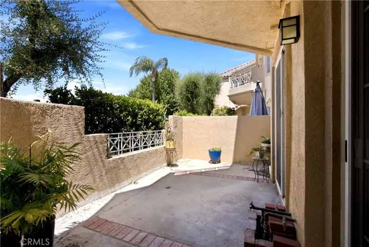 23609 Del Monte Drive 295, Valencia, California 91355