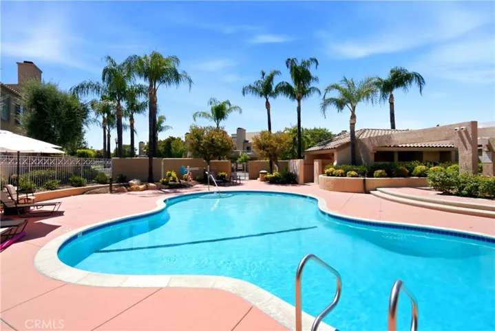 23609 Del Monte Drive 295, Valencia, California 91355