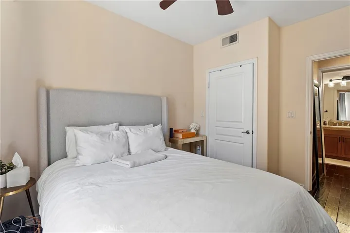 3338 Watermarke, Irvine, California 92612