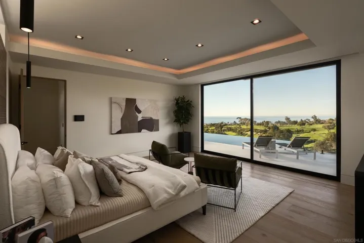 6627 Muirlands Dr, La Jolla, California 92037