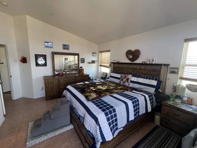 32244 Acorn Trail, Campo, California 91906