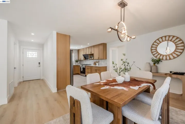 1393 Annapolis Way, San Jose, California 95118
