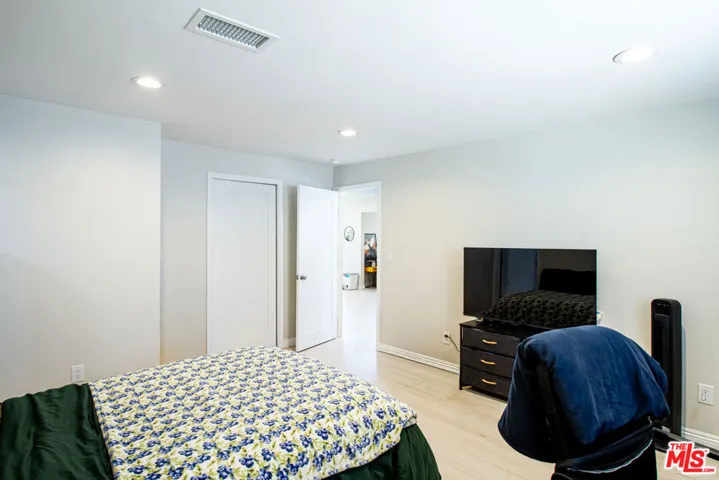 12100 Adelphia Avenue, San Fernando, California 91340