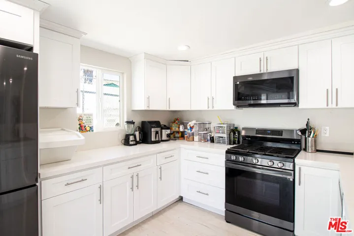 12100 Adelphia Avenue, San Fernando, California 91340