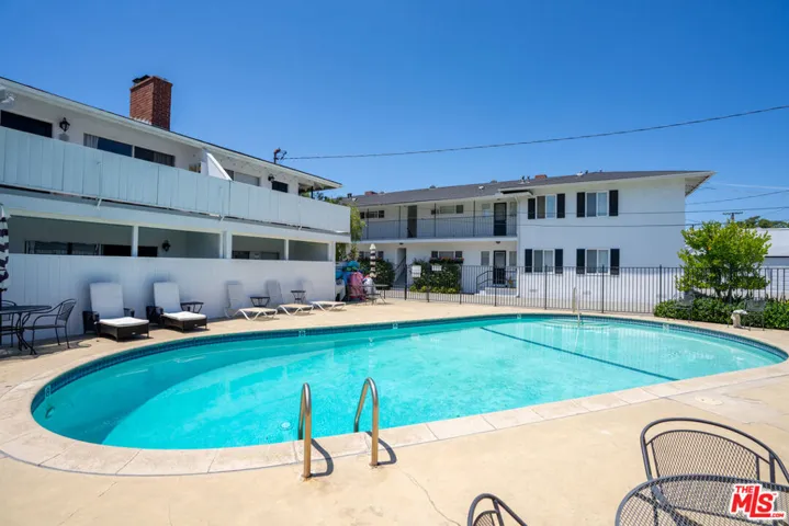 921 W Huntington Drive, Arcadia, California 91007