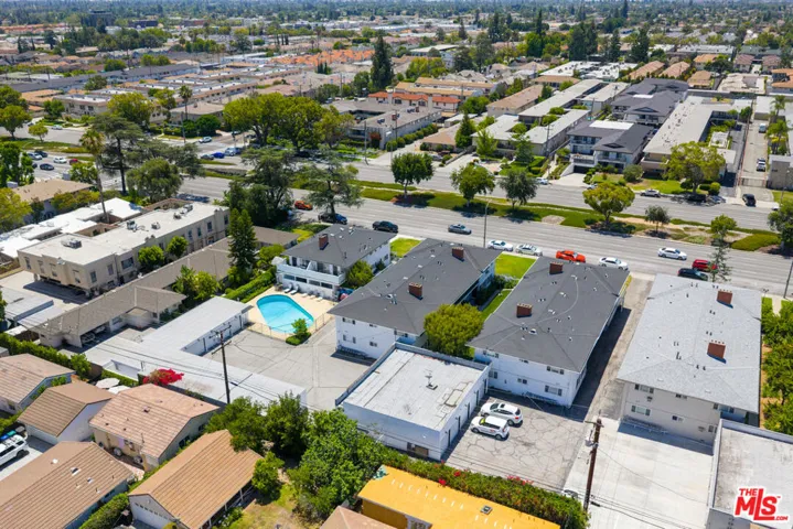 921 W Huntington Drive, Arcadia, California 91007